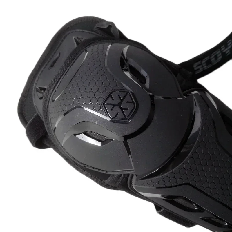 SCOYCO モトクロス オフロード 膝肘すね保護ギア TP - Knee Guard Hard のレビューと価格